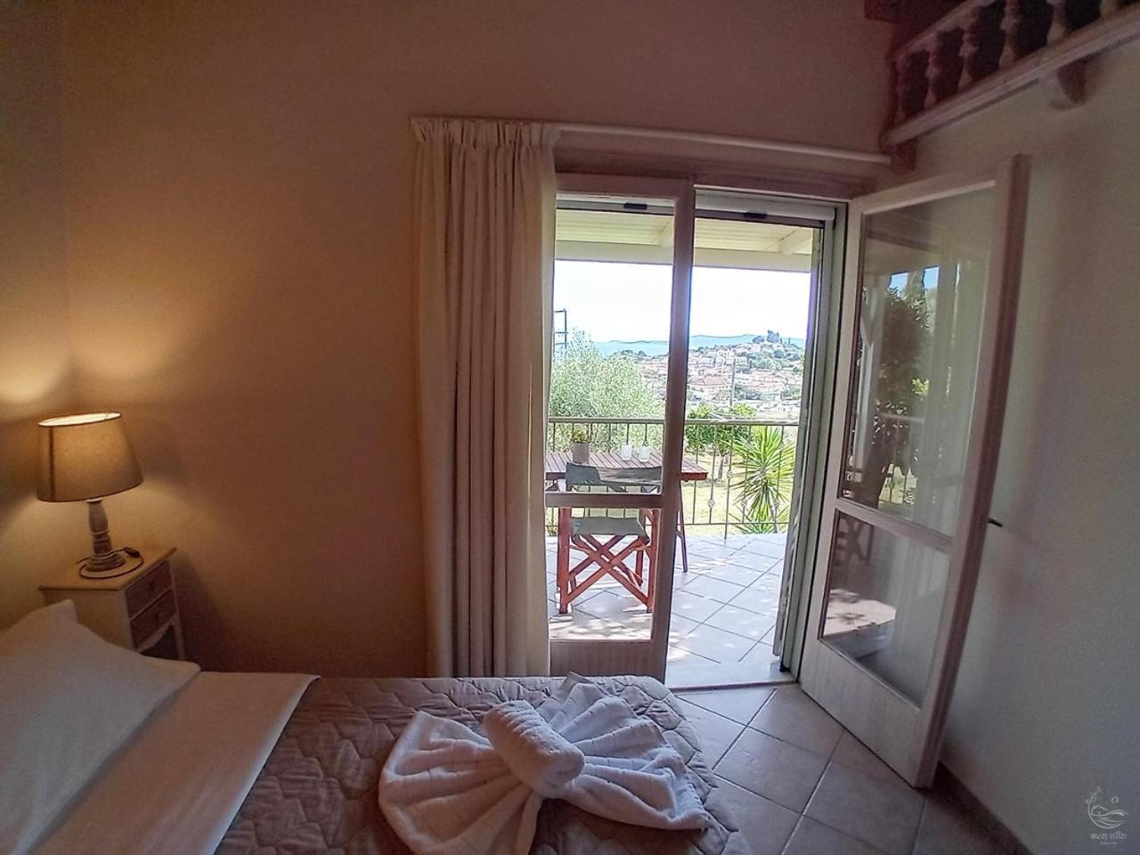 Muses Villas Finikounta Room photo