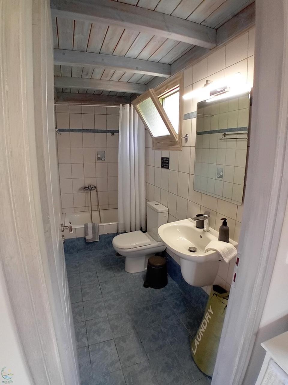 Muses Villas Finikounta Room photo