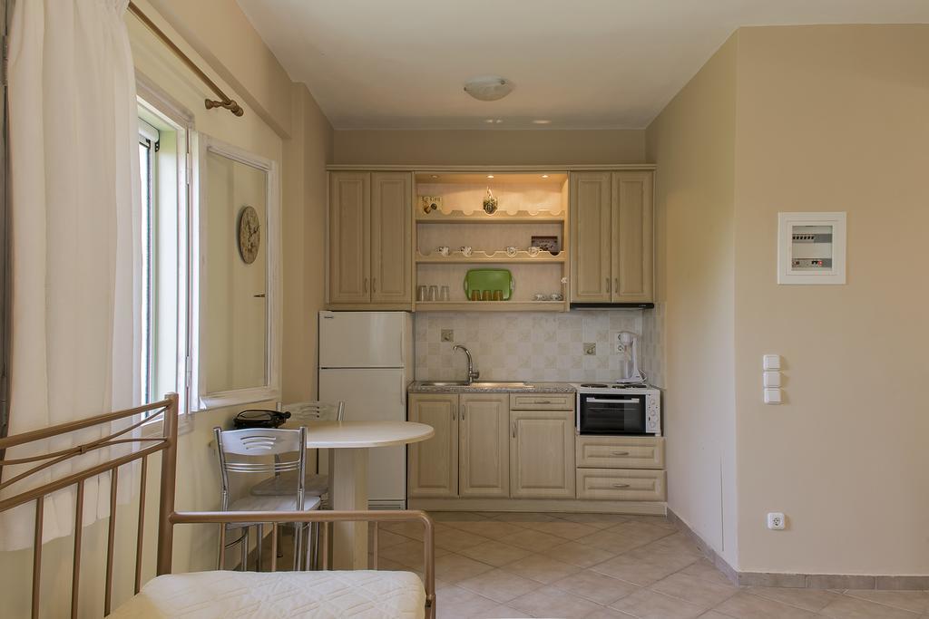 Muses Villas Finikounta Room photo