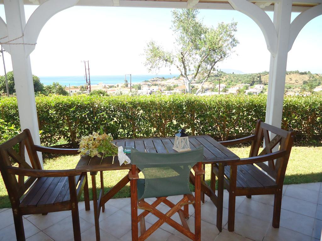 Muses Villas Finikounta Room photo