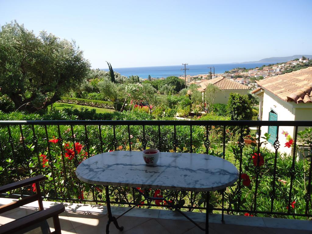 Muses Villas Finikounta Room photo